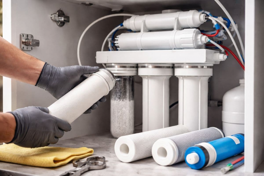 Обслуговування водяного фільтра: коли та як проводити заміну картриджів