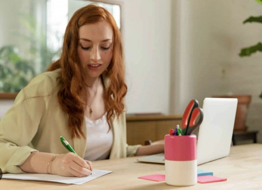 Онлайн-допомога студентам: як Writer Works спрощує навчання