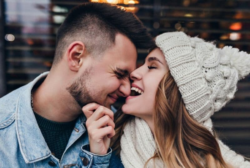 Языки любви: какие бывают и как их понять