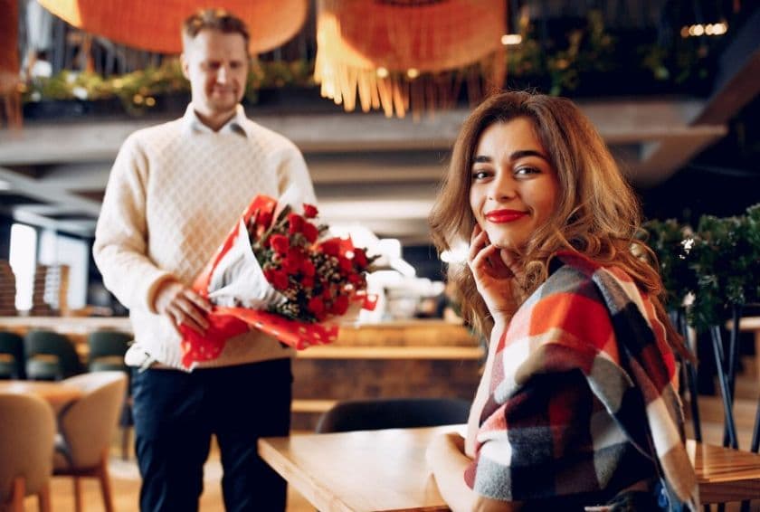 Короткі привітання з 8 березня коханій (смс, месенджери) Короткі привітання з 8 березня коханій (смс, месенджери)