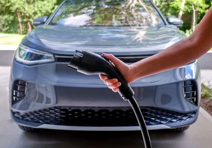 Як режим заряджання впливає на термін служби батареї електромобіля