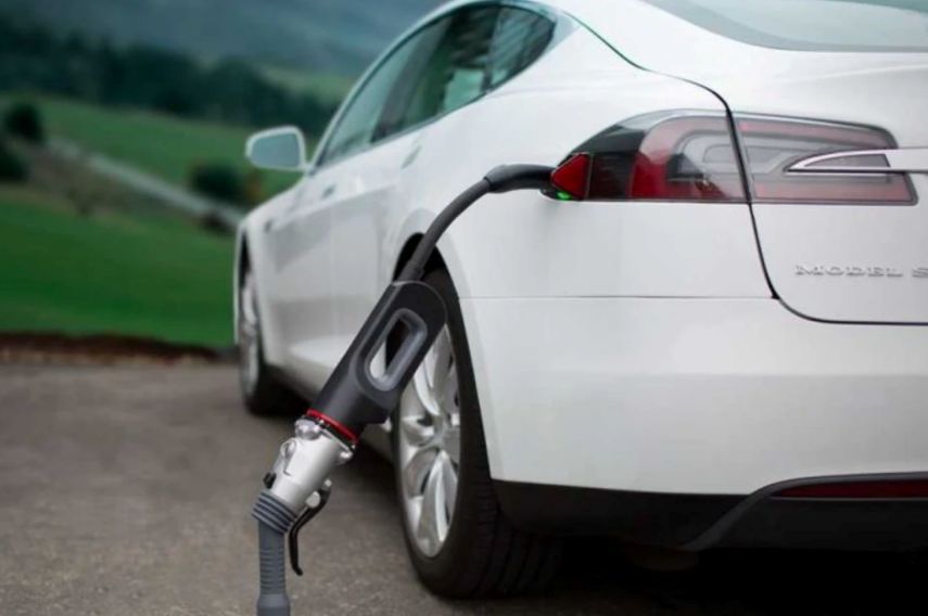 Возможные ограничения и нюансы при использовании сторонних зарядок к электромобилям Tesla