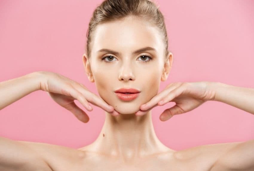 Можно ли отсрочить круговую подтяжку лица с помощью домашнего ухода? Можно ли отсрочить круговую подтяжку лица с помощью домашнего ухода?